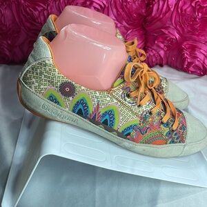 (A2) DESIGUAL, multi-coloured printed sneakers,‎ size 40/9 USA